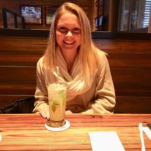 Meet your Posher, Kim